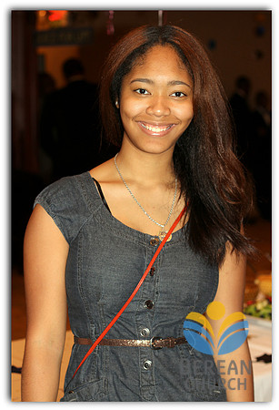 Ariel Davis ~ Pebblebrook High School (12th Grade)
