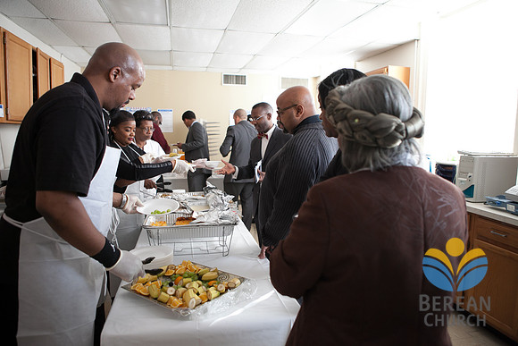 Support Staff enjoy breakfast before service begins