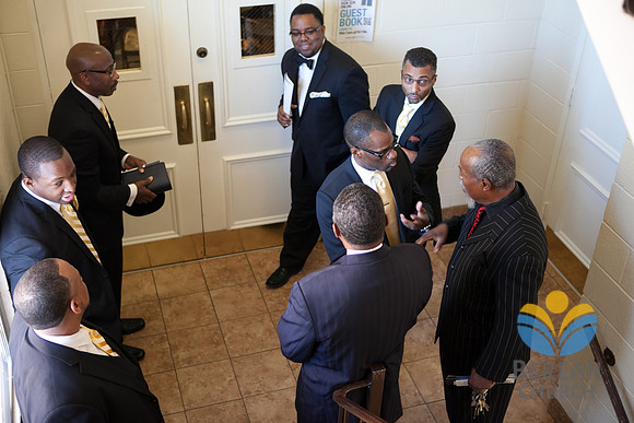 Deacons prepare to begin Divine worship service