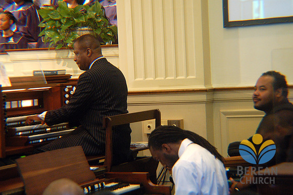 Sabbath Service 7-31-2011 by Arnell"Patience"McCoy